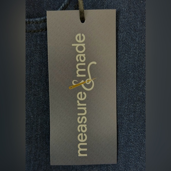 Measure & Made Dark Wash Rolled Crop Mid Rise Jean Size 6 (Fit Logic 1) NWT - Picture 4 of 6
